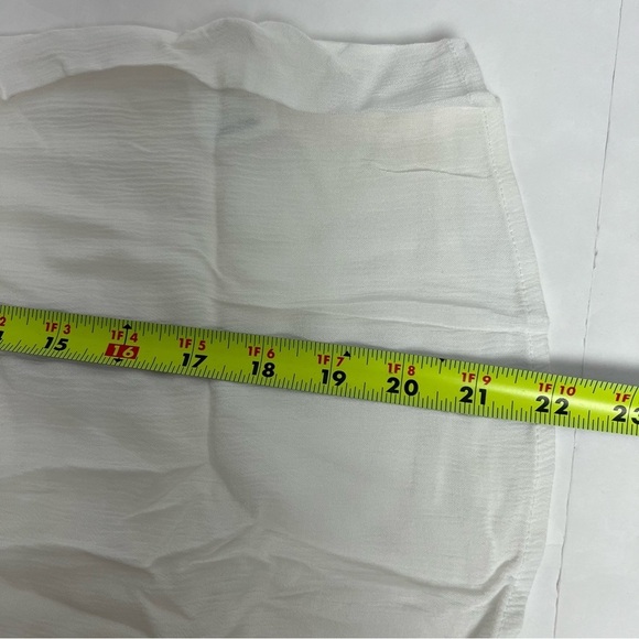 NWT EXPRESS Women’s Pullover Top Sz Medium Boho Peasant White Crinkle Flowy - Picture 12 of 12